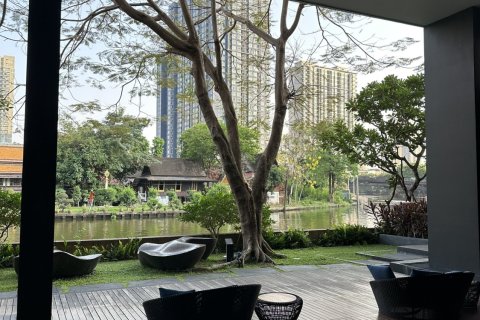 Estudio en el condominio en Watthana, Bangkok, Tailandia № 173109 - foto 18
