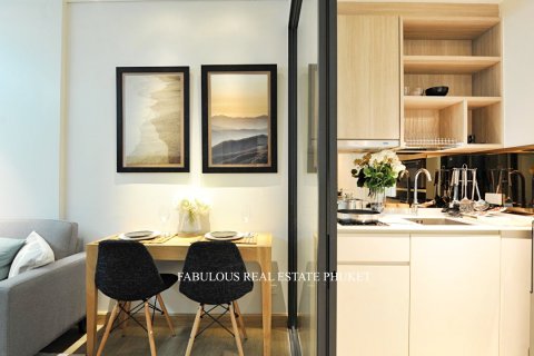 Condo à Bang Tao, Thaïlande, 2 chambres  № 179617 - photo 11