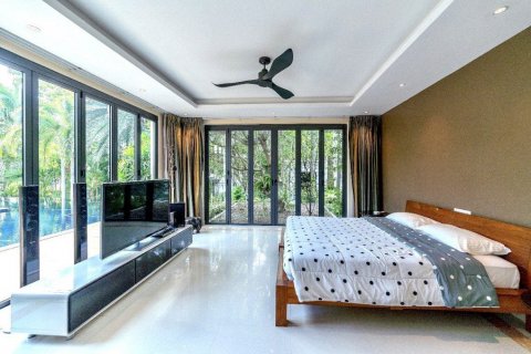 Casa de 3 dormitorios en Pattaya, Tailandia № 75341 - foto 23