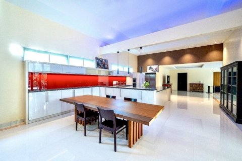 Casa de 3 dormitorios en Pattaya, Tailandia № 75341 - foto 14