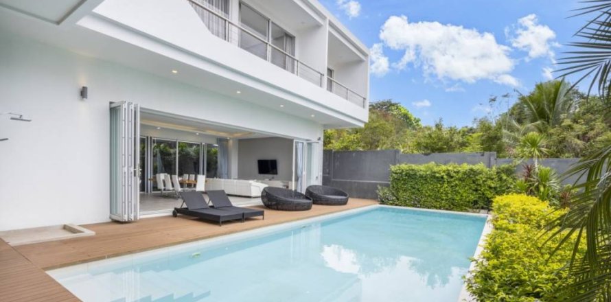 Chalet de 4 dormitorios en Phuket, Tailandia № 146966