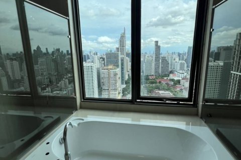 Ático de 5 dormitorios en Bangkok, Tailandia № 146970 - foto 4