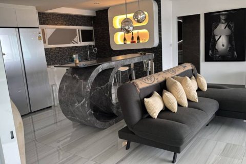Condominio de 1 dormitorio en Sattahip, Tailandia № 146968 - foto 4