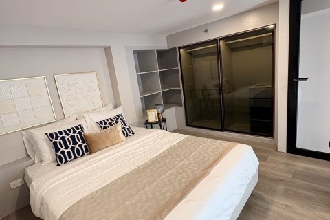 Studio in the Condo in Khlong Toei, Bangkok, Thailand  № 142744 - photo 8