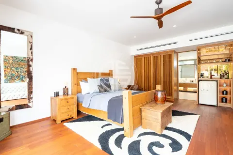Chalet de 4 dormitorios en Phuket, Tailandia № 190598 - foto 8