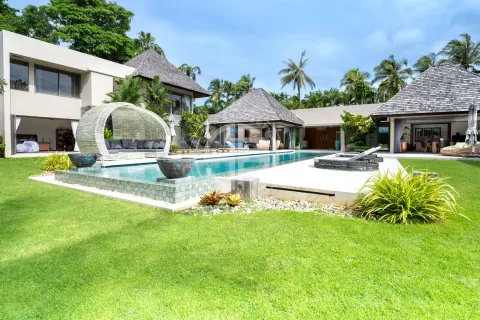 Chalet de 4 dormitorios en Phuket, Tailandia № 190598 - foto 21