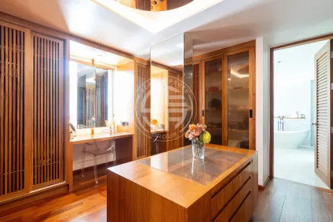 Chalet de 4 dormitorios en Phuket, Tailandia № 190598 - foto 9