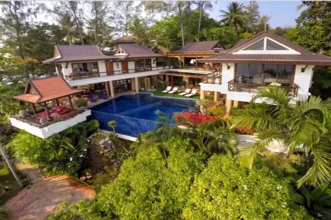 Chalet de 4 dormitorios en Kata, Tailandia № 190592 - foto 10