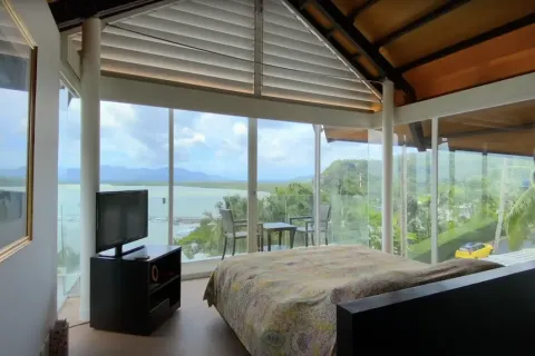 Chalet de 5 dormitorios en Pa Klok, Tailandia № 190595 - foto 15