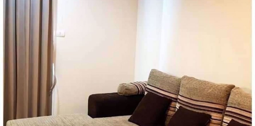 Condominio de 1 dormitorio en Khlong San, Bangkok, Tailandia № 59403