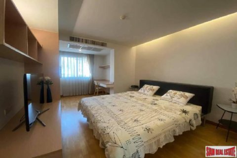Apartamento de 3 dormitorios en Bangkok, Tailandia № 203943 - foto 4