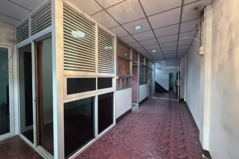 Casa de 5 dormitorios en Bangkok, Tailandia № 203949