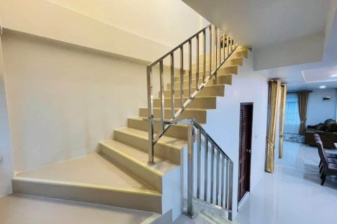 Villa in Pattaya, Thailand 4 bedrooms № 222787 - photo 13