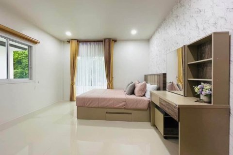 Villa in Pattaya, Thailand 4 bedrooms № 222787 - photo 16