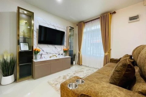 Villa in Pattaya, Thailand 4 bedrooms № 222787 - photo 7