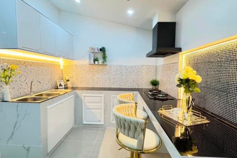 Villa in Pattaya, Thailand 2 bedrooms № 222789 - photo 8