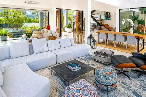 Casa de 5 dormitorios en Phuket, Tailandia № 222793 - foto 5