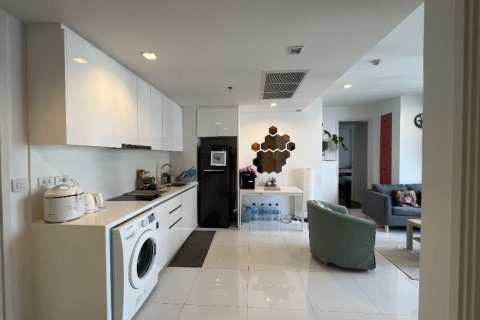 Condominio de 2 dormitorios en Sathon, Bangkok, Tailandia № 133794 - foto 4