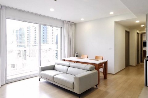 Condominio de 2 dormitorios en Watthana, Bangkok, Tailandia № 133793 - foto 14