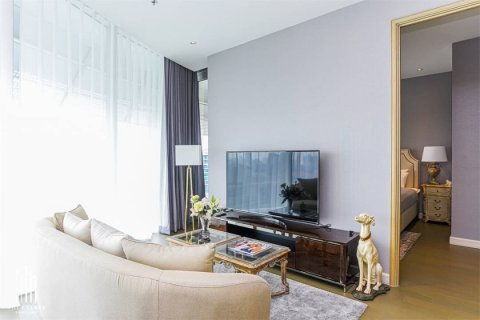 Condominio de 2 dormitorios en Pathum Wan, Bangkok, Tailandia № 133790 - foto 2