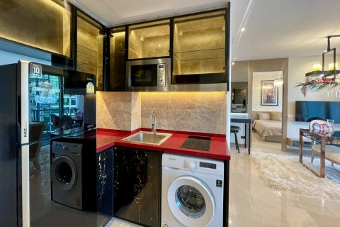 Apartamento de 2 dormitorios en Jomtien Beach, Pattaya, Tailandia № 113363 - foto 14