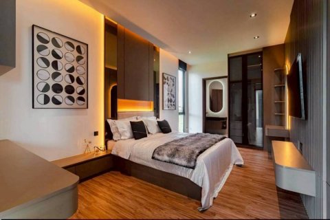 Chalet de 5 dormitorios en Pattaya, Tailandia № 172632 - foto 8