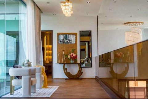 Chalet de 5 dormitorios en Pattaya, Tailandia № 172632 - foto 7