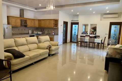 บ้านในพัทยา, ประเทศไทย 7 ห้องนอน № 172631