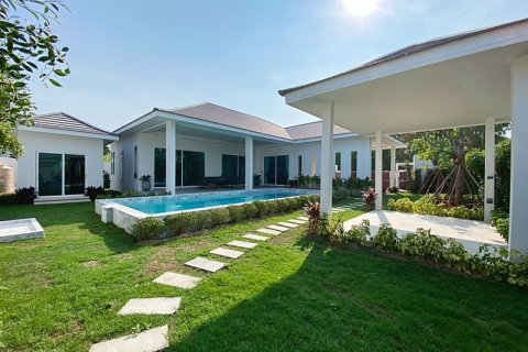 Chalet de 4 dormitorios en Hua Hin, Tailandia № 172627