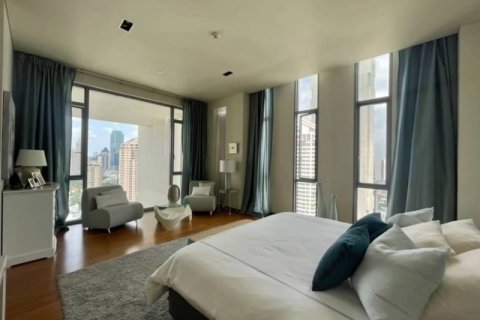 Condominio de 3 dormitorios en Pathum Wan, Bangkok, Tailandia № 134033 - foto 6