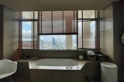 Condominio de 3 dormitorios en Pathum Wan, Bangkok, Tailandia № 134033 - foto 13