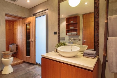 Chalet de 6 dormitorios en Kamala, Tailandia № 134034 - foto 21
