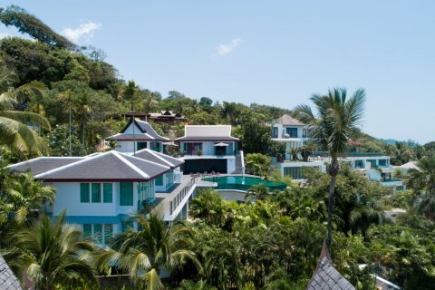 Chalet de 5 dormitorios en Surin Beach, Tailandia № 134032 - foto 3