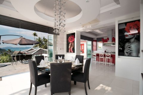 Chalet de 5 dormitorios en Surin Beach, Tailandia № 134032 - foto 15