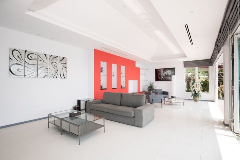 Chalet de 5 dormitorios en Surin Beach, Tailandia № 134032 - foto 9