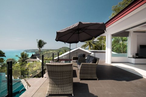 Chalet de 5 dormitorios en Surin Beach, Tailandia № 134032 - foto 13
