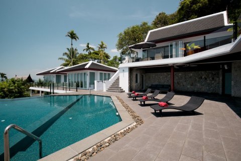 Chalet de 5 dormitorios en Surin Beach, Tailandia № 134032 - foto 6