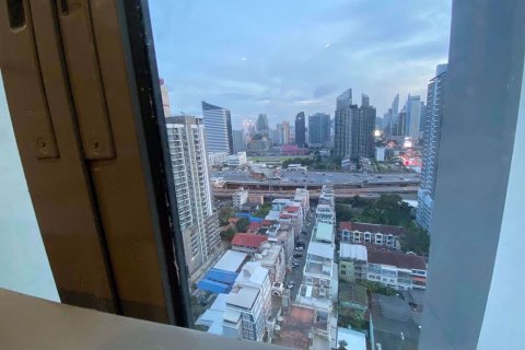 Eigentumswohnung in Huai Khwang, Bangkok, Thailand, 2 Schlafzimmer № 47908 - Foto 8