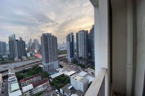 Eigentumswohnung in Huai Khwang, Bangkok, Thailand, 2 Schlafzimmer № 47908 - Foto 12