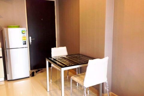 Condo à Phra Khanong, Bangkok, Thaïlande, 1 chambre  № 47909 - photo 3