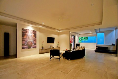 Casa de 3 dormitorios en Bang Tao, Tailandia № 3502 - foto 16