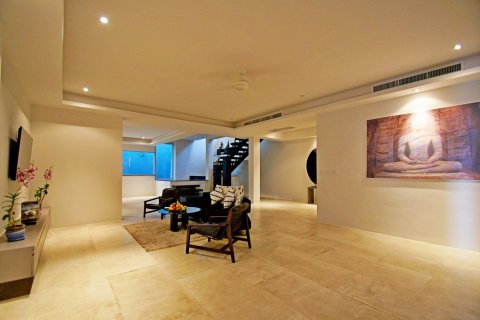Casa de 3 dormitorios en Bang Tao, Tailandia № 3502 - foto 14