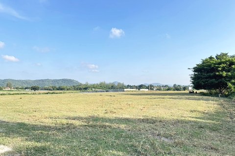 Terreno en Hua Hin, Tailandia № 205671 - foto 4