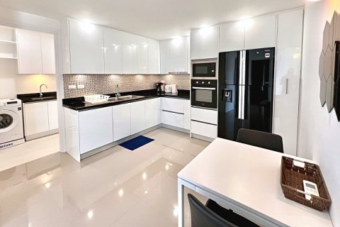 Condominio de 3 dormitorios en Hua Hin, Tailandia № 205669 - foto 4