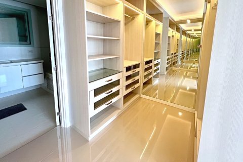 Condominio de 3 dormitorios en Hua Hin, Tailandia № 205669 - foto 9