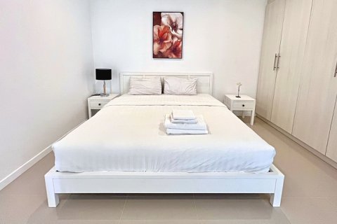 Condominio de 3 dormitorios en Hua Hin, Tailandia № 205669 - foto 11