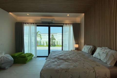 Chalet de 3 dormitorios en Hua Hin, Tailandia № 205667 - foto 14