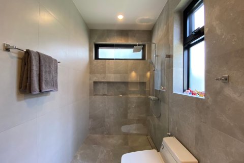 Chalet de 3 dormitorios en Hua Hin, Tailandia № 205667 - foto 20