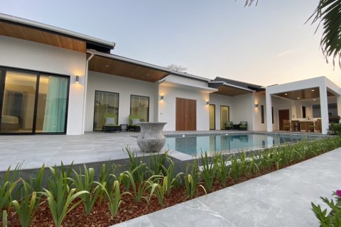 Villa à Hua Hin, Thaïlande 3 chambres № 205667