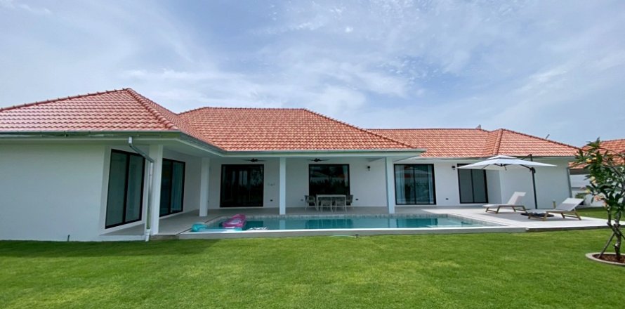 Chalet de 3 dormitorios en Pran Buri, Tailandia № 205670